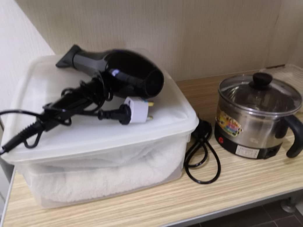 Apartemen Mini 8, Sg Besi Lrt ,