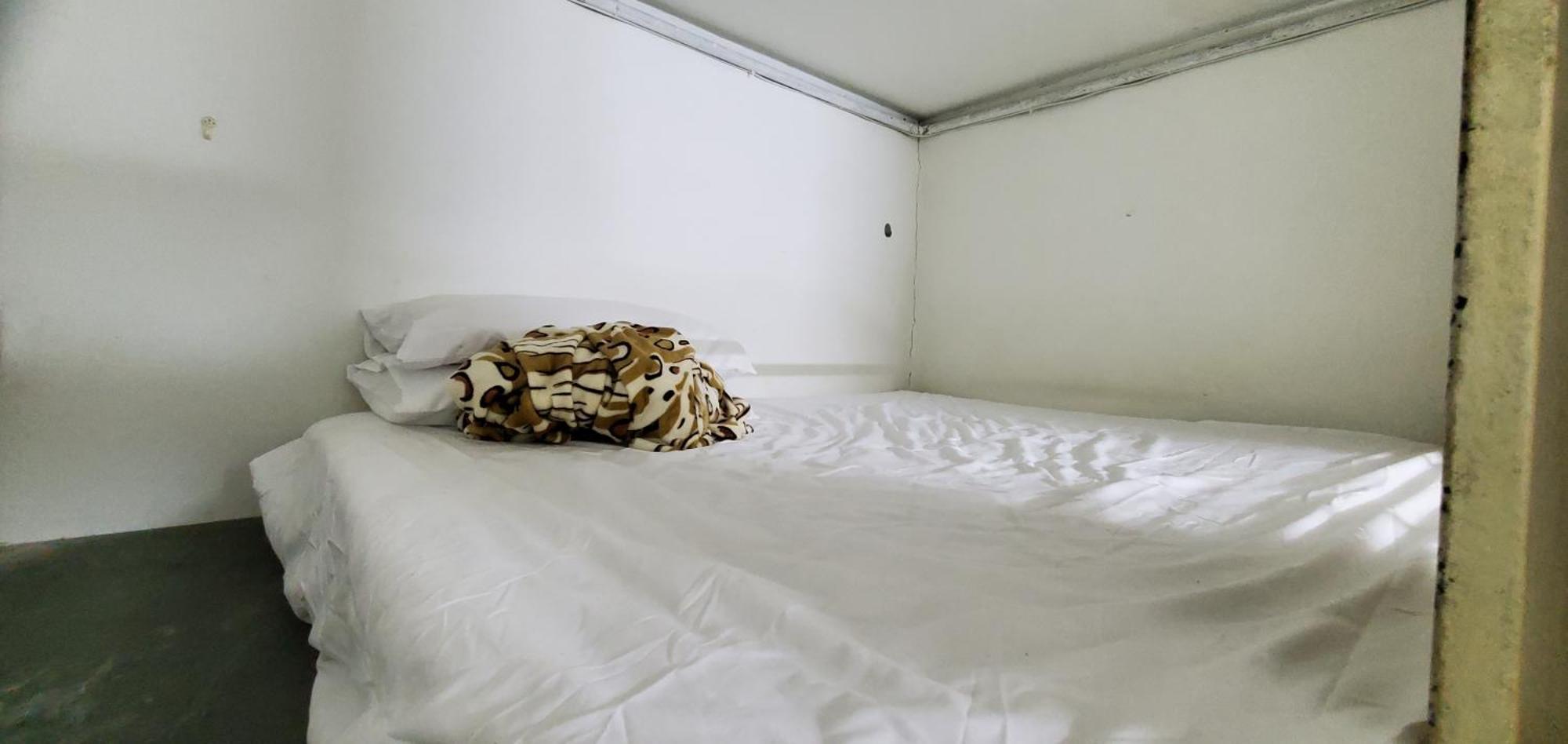 Mini 8, Sg Besi Lrt , Apartemen Kuala Lumpur
