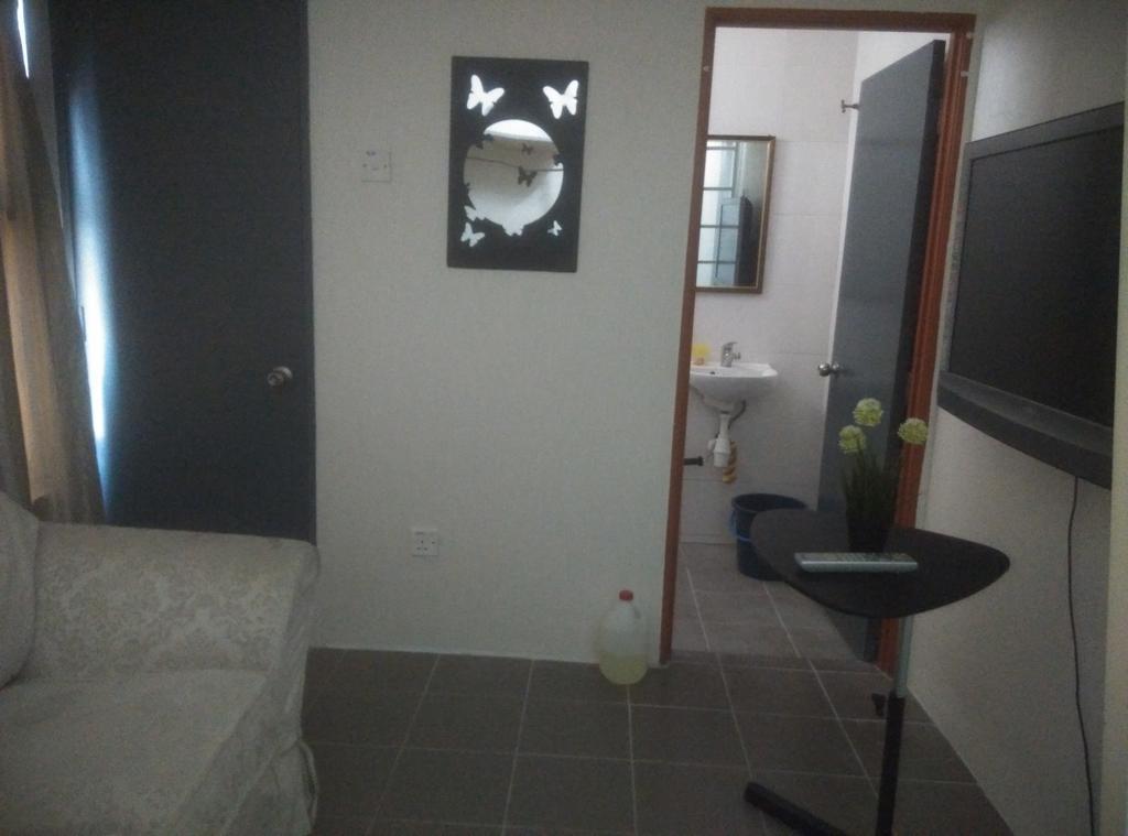 Apartemen Mini 8, Sg Besi Lrt , *